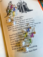 Load image into Gallery viewer, '60s Vibes Lucite Piercing