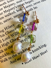 Load image into Gallery viewer, '60s Vibes Lucite Piercing