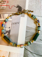 Load image into Gallery viewer, Moss Green Love Bracelet
